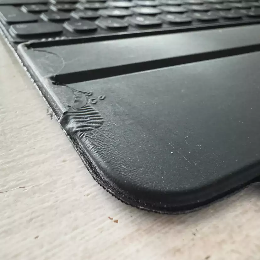 Top right inner corner of Smart Folio Keyboard peeling