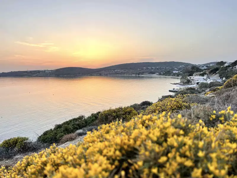 Sunset on the bay of Pariki on the cliff between Livadia and Krios