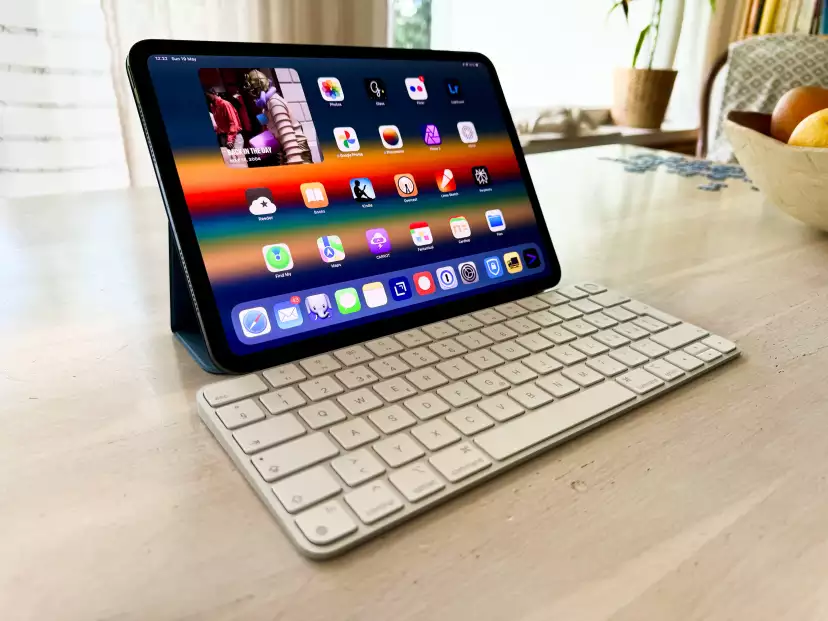 SmartFolio + Magic Keyboard