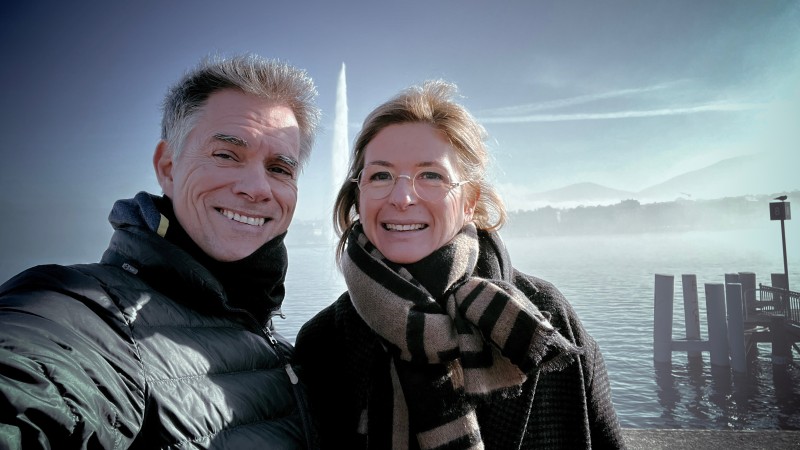 A selfie of Fabienne and myself with eth Jet d'Eau as backdrop