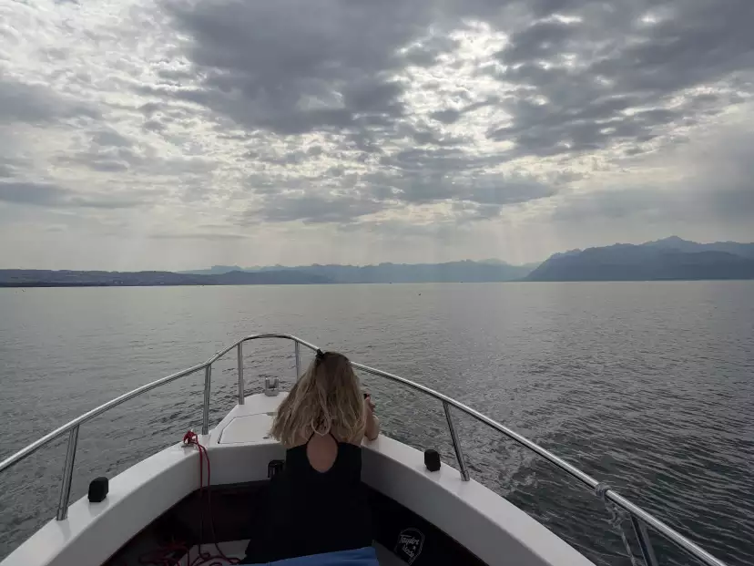 Cruising towards Lausanne with the Alps as backdrop