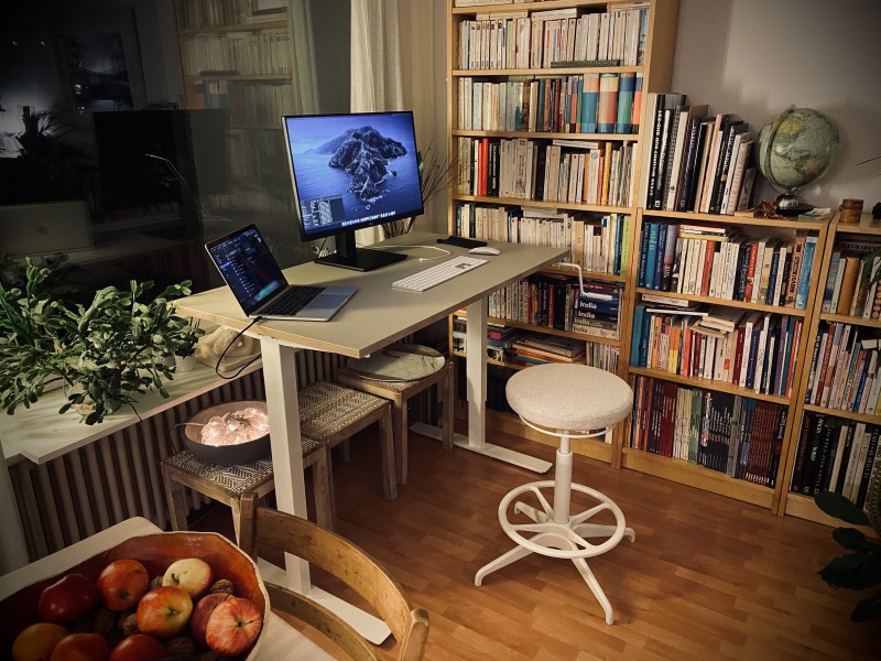 Work at home standing desk with MacBook Pro and LG 4K
