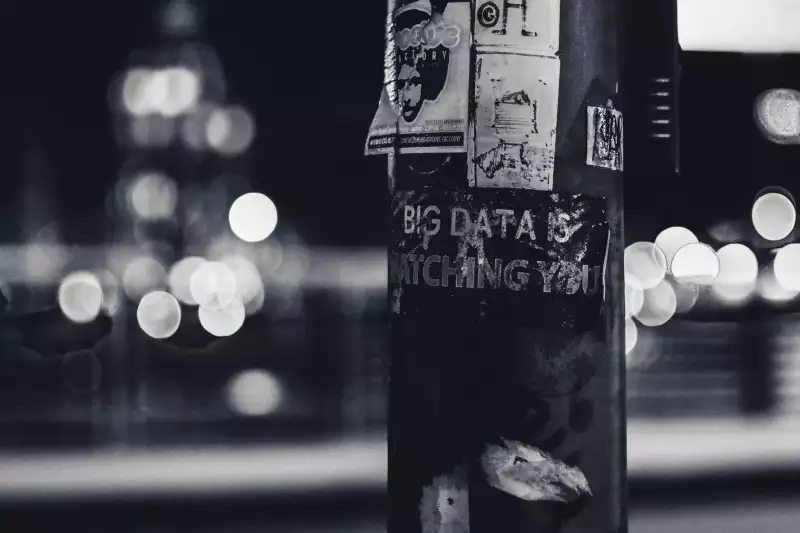 Telegraph pole with the words Big Data written on it. Photo by ev on Unsplash.