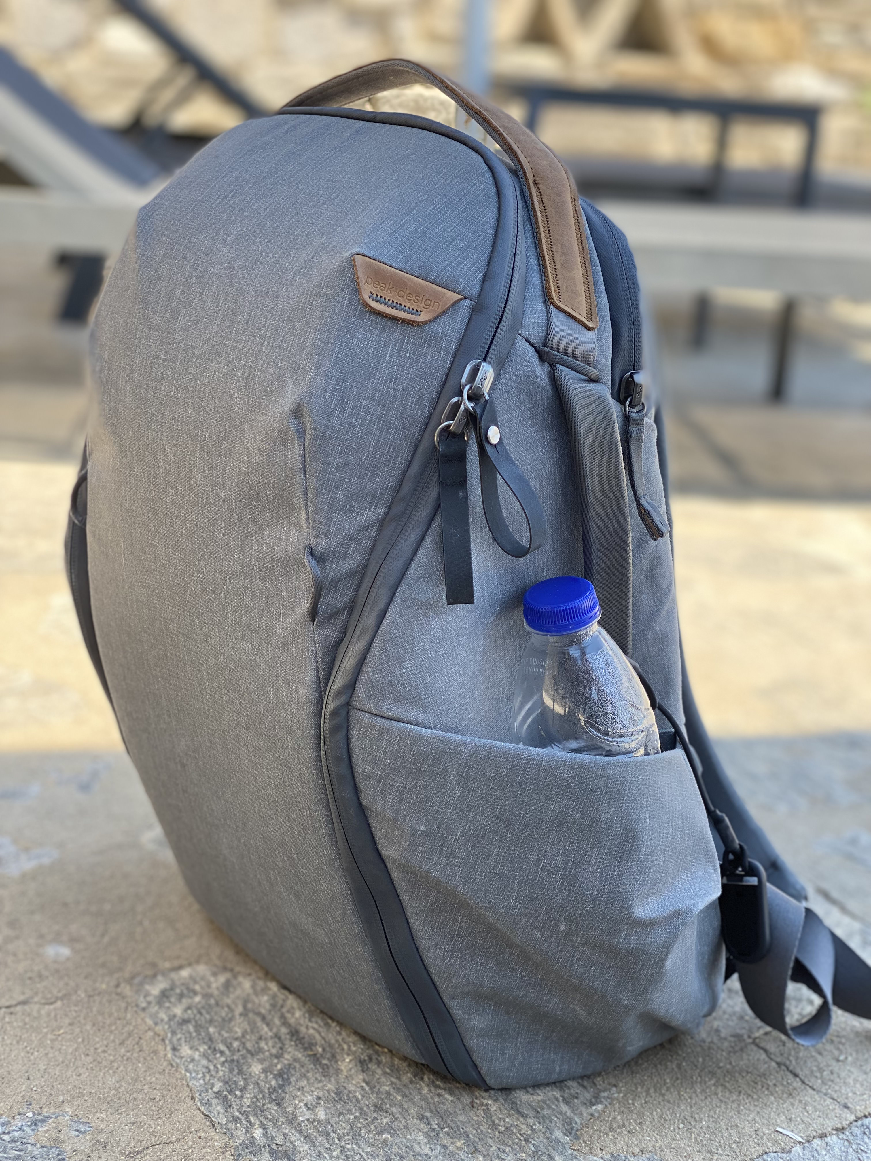 Everyday Backpack Zip sideview