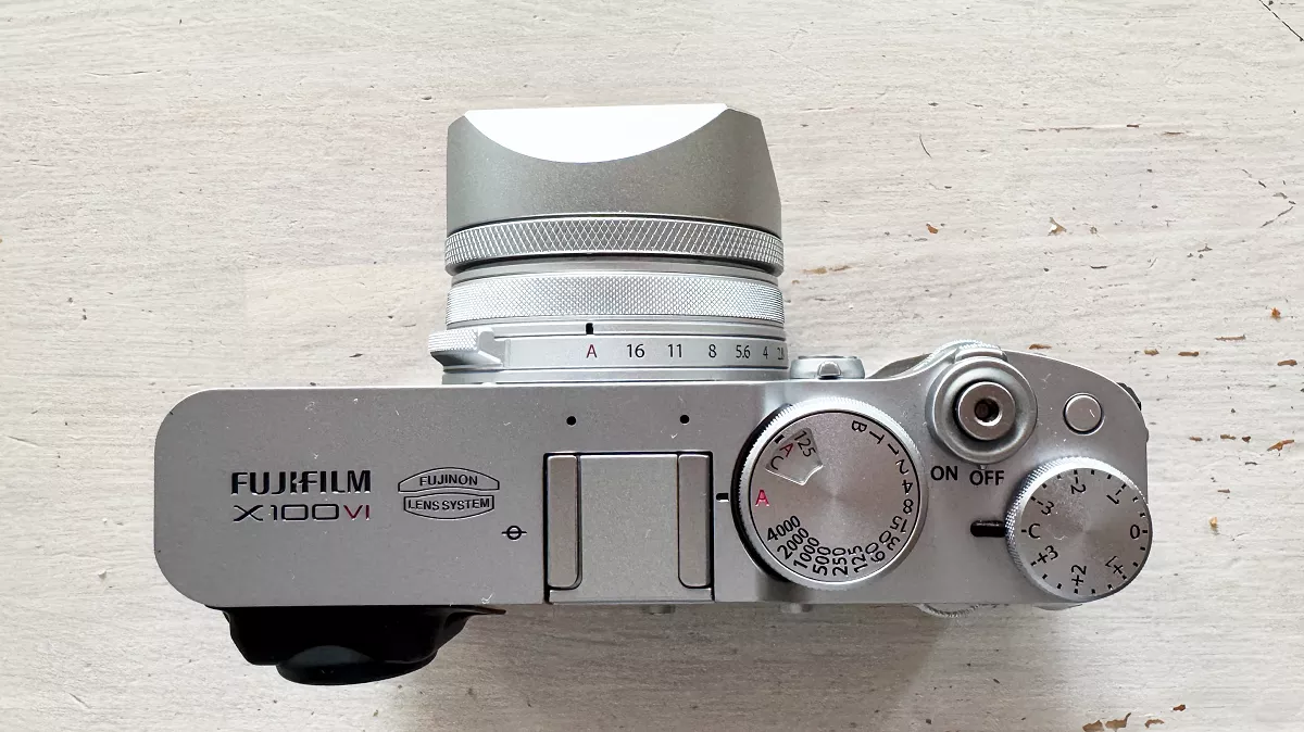 【動作確認ＯＫ】FUJIFilm　SILVI1600 sddefault.jpg